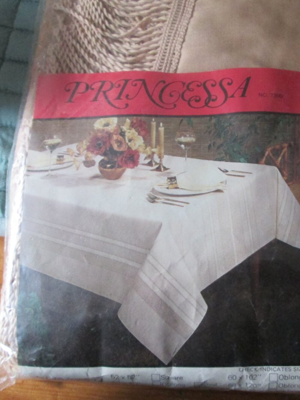 VTG PRINCESSA RAYON BLEND FRINGED TABLECLOTH NEW IN MUSTARD YELLOW 67 ROUND